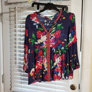 Pioneer woman floral top size xl